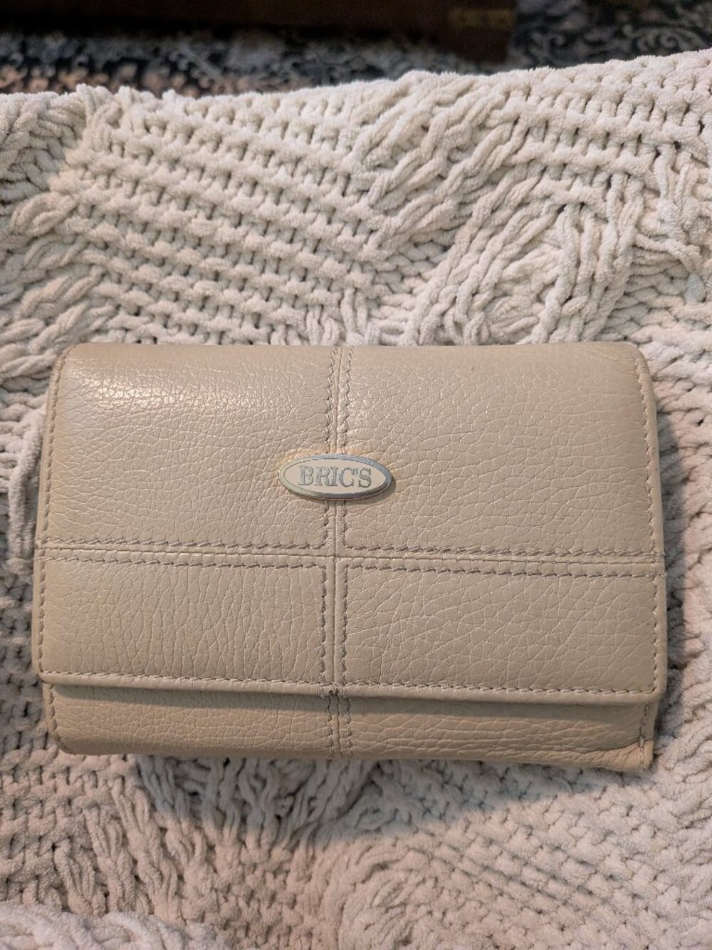 Vintage Bric's Milano Beige Grained Leather Trifold Wallet
